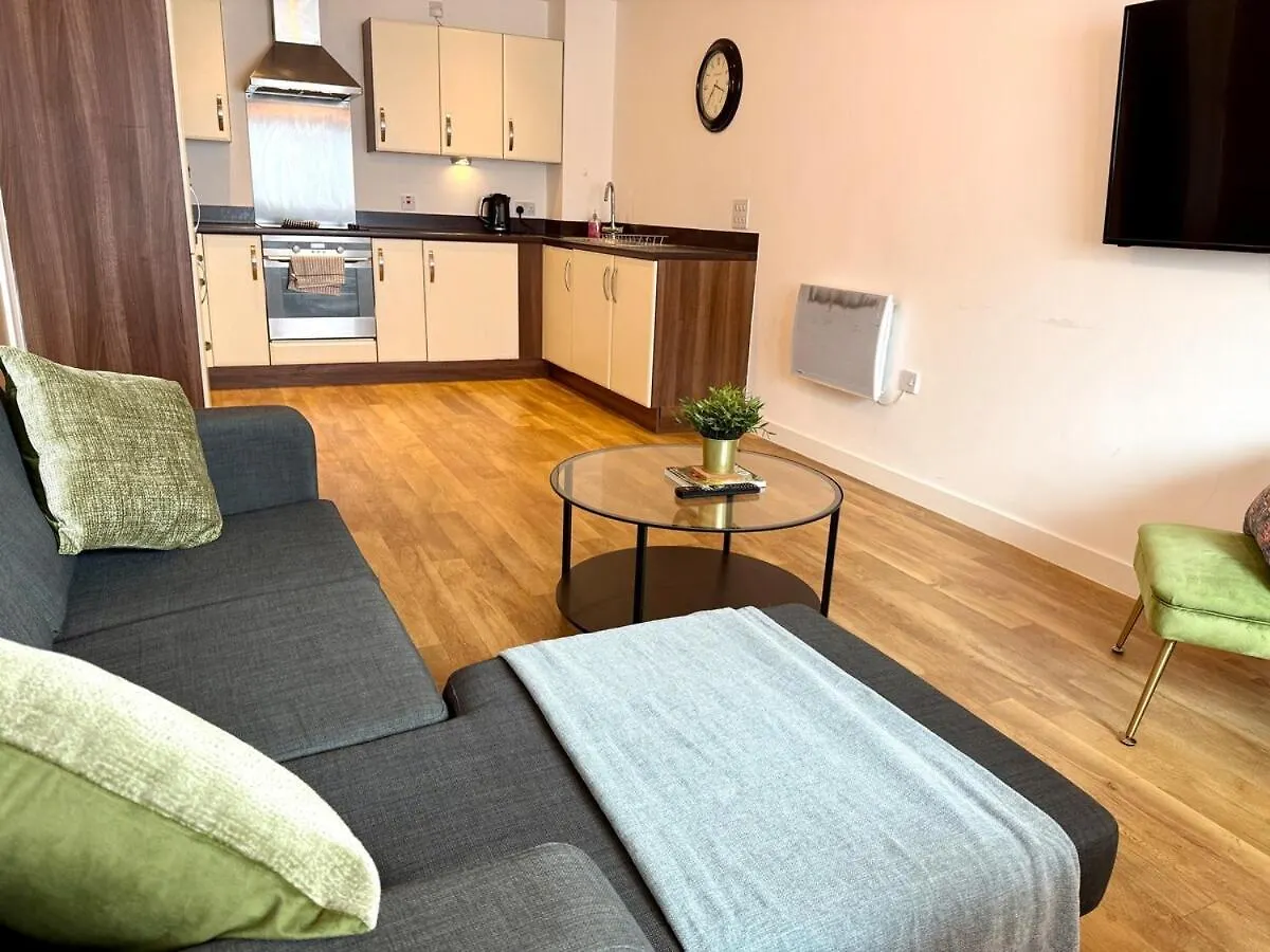 Charming 1BR Apartment In Heart of Cardiff Bay