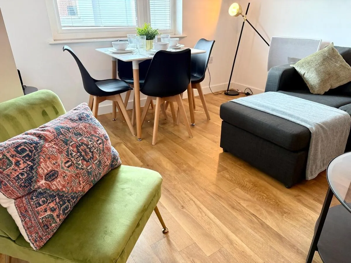 Charming 1BR Apartment In Heart of Cardiff Bay United Kingdom