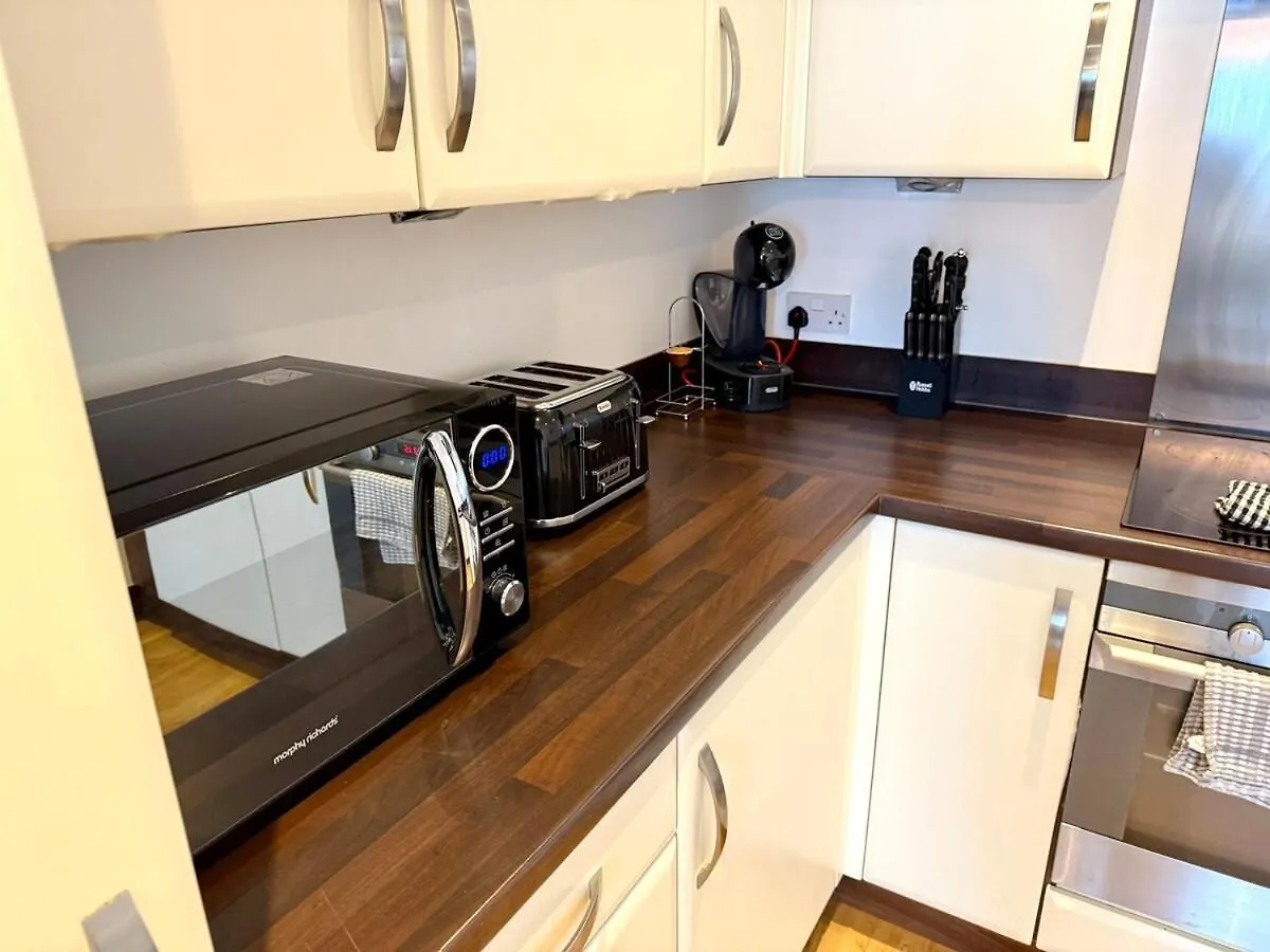 Charming 1Br Apartment In Heart Of Cardiff Bay